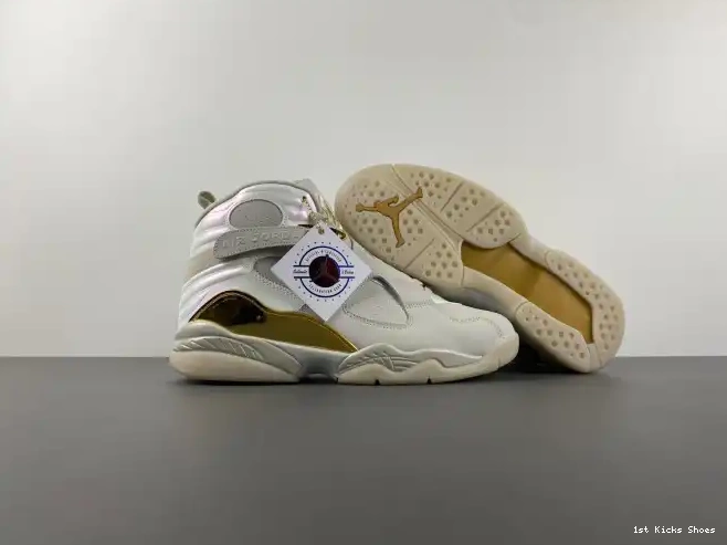 1st Kicks Shoes Champagne 832821-030 Jordan Retro 8 0603